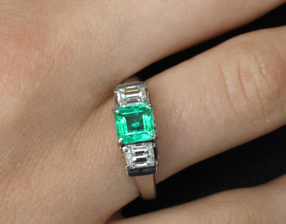 Rare 0.91ct GIA Colombian Emerald & 0.78ct Diamond Platinum Ring, Size 8.5