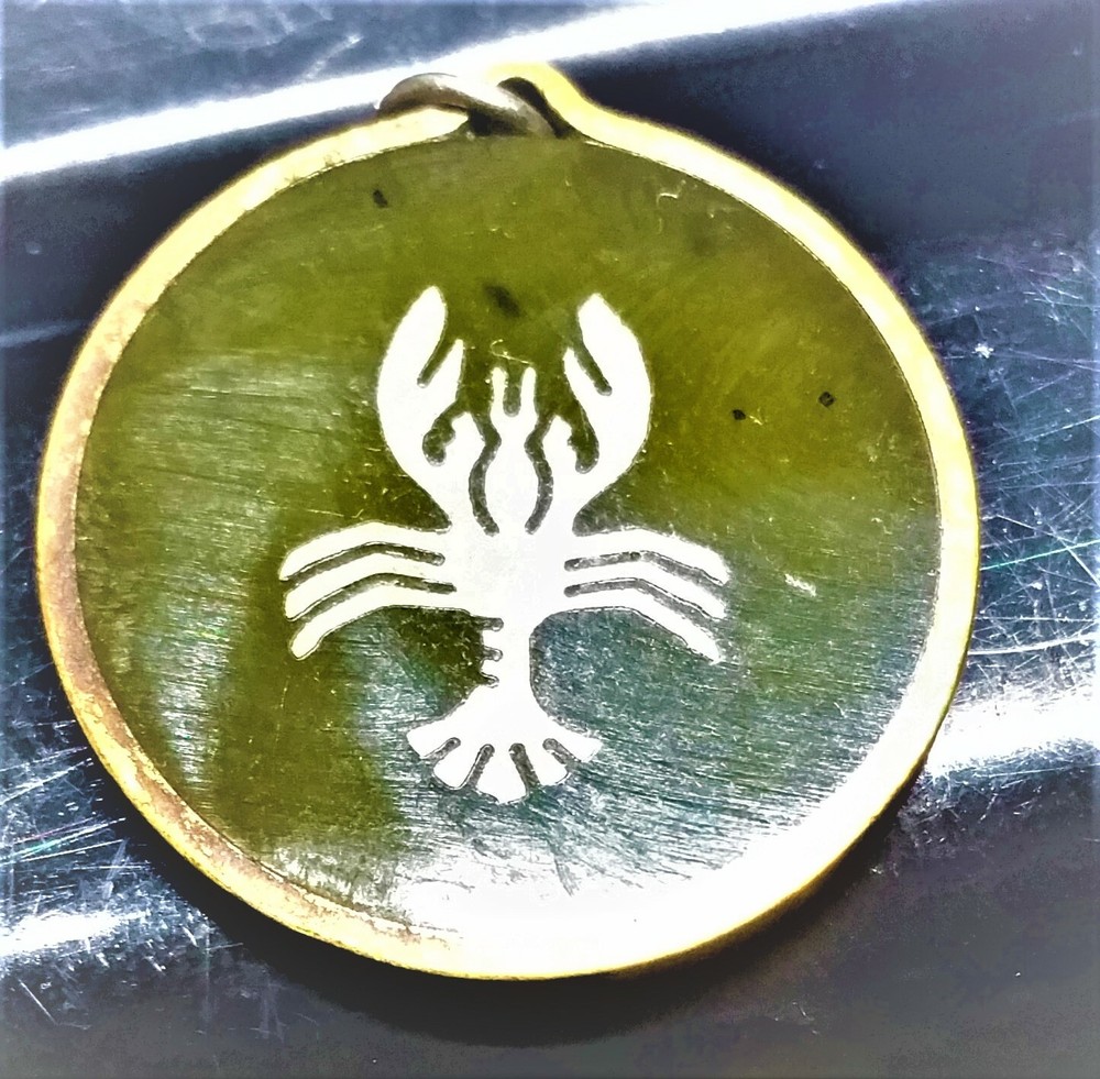 NEPHRITIS ZODIAC CANCER PENDANT