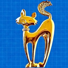 Cat Pin Brooch Mod Sophisticated Kitty Gold Tone & Rhinestone Collar & Tail