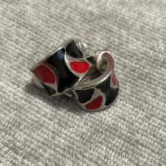 Vintage Estate Earrings Red Black Enamel Half Hoop Cuff Clip On Silver Tone 80s