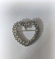 Vintage Silver Tone Marcasite Rhinestone 1.5″ Heart Brooch Pendant.