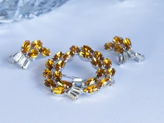 b david signed vintage amber rhinestone brooch and earrings set original box
