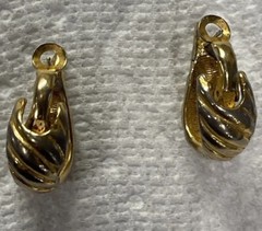 TANCER II Earrings Gold Spiral Shell Posts Hinged Clip On Huggies Hoops Vtg 1970