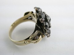 Antique Unmarked 14k Gold Rose Cut Garnet Ring Size 6.25 Weighs 4g 1 MISSING GEM