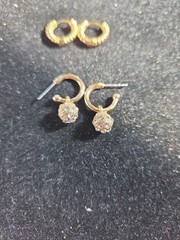 Four pairs of 10k gold plated one pair pearls clip-ons Avon.