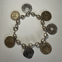 Vintage Handmade 7″ Coin Bracelet w/ 7 Coins Africa India 1947-1957 Faux Pearls