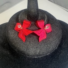 Vintage Signed TONA Metal Red Bow Gold Tone Rhinestone Christmas Earrings