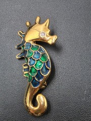 Vintage 1980s Gold-Tone Enamel Seahorse Brooch | Blue & Green Coastal Ocean Pin