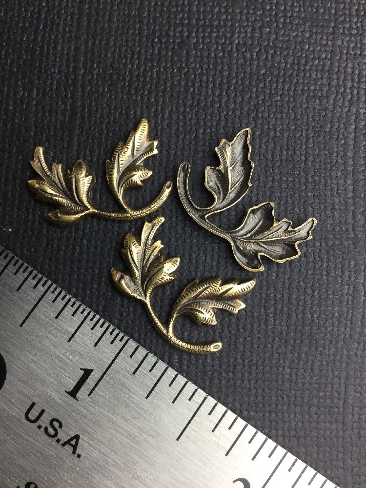 32803 – 3 Pc Brass Oxidized Double Leaf Jewelry Finding