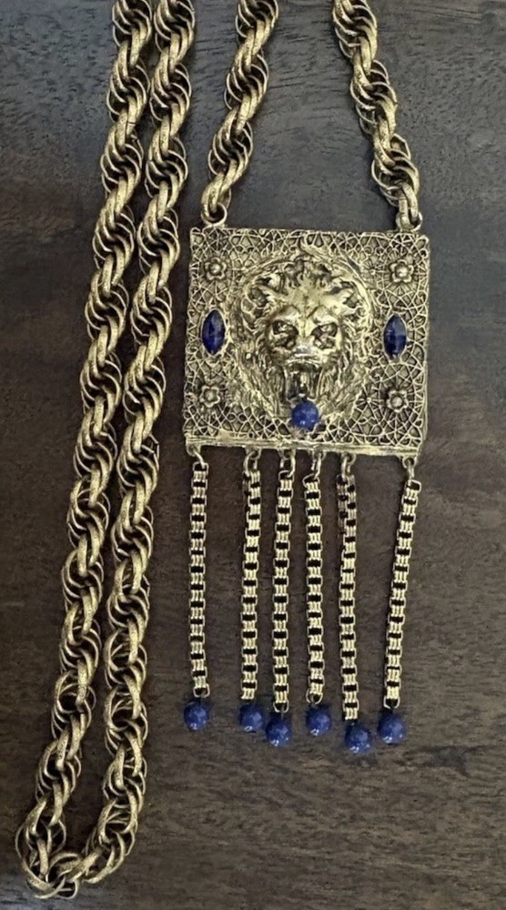 EDLEE Lion Necklace Vintage Gold Chain Blue Eyes Dangle Tassel Estate Jewelry