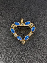 Vintage Gold Tone Heart Shaped Pendant – Blue and Clear Gemstones