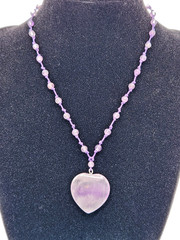 Vintage Avon Natural Amethyst Heart Pendant Necklace Knotted Purple Bead Boho