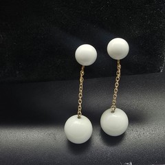 Vintage White Ball Dangle Drop Clip On Earrings Costume Jewelry
