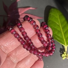 Vintage Genuine Almandine Garnet Small Bead Strand Choker Necklace Screw Clasp
