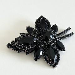 Vintage Jet Black Rhinestone Juliana? D&E Flower Plant Statement Brooch Pin