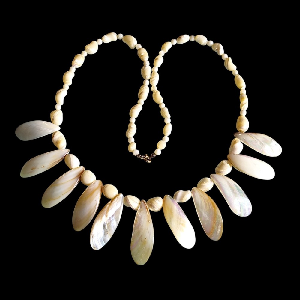 Mid Century Retro Carved Mother Of Pearl Tiki Pin Girl Up Fringe Necklace 25″