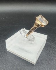 Antique 10K Gold Clear glass Ladies Ring Size 9. 2.4gr
