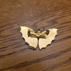 Vintage Mother of Pearl Butterfly Brooch Gold Tone Carved Shell Pin 1.5″ Moth