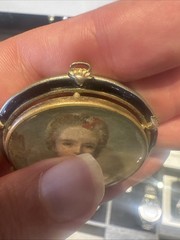 Antique Hand Painted Lady Pendant On Gold Tone (Non Precious Metal)