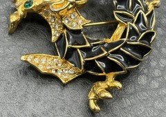 GORGEOUS Black Enamel Chinese Dragon Green Rhinestone Unsigned Gold Tone Brooch