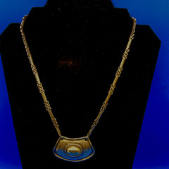 Vintage NECKLACE Modernist silvertone Brutilist lge pendant unusual chain 20″