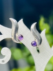 Vintage Mexico Sterling Modernist Amethyst Cabochon Screw Back Earrings
