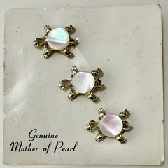 12 Vintage Brooch Lot FROGS TURTLES SNAIL SEAHORSE LADYBUG Enamel Rhinestone MOP