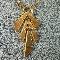 Vintage Crown Trifari Necklace Modernist Pendant Gold Tone, 23 Inches, Signed