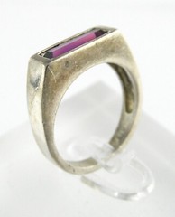 Vintage Sterling Silver Purple Glass Bar Top Ring 925 Size 5.25 Weighs 3.8g