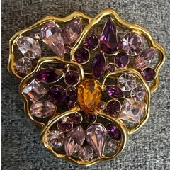 Nolan Miller VTG Glamorous Pansy Brooch Pin Gold Tone Purple Crystal Accents