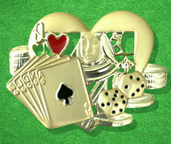 VTG AJC Brooch Pin Queen of Hearts Royal Flush Chips Dice Goldtone Enamel &Bonus