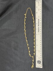 Vintage Avon Extraordinary Briolette Vine Gold Tone Tear Drop Y Dangle Necklace