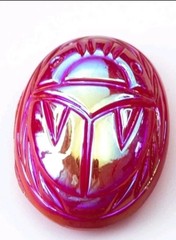 SALE VINTAGE EGYPTIAN SCARAB PENDANT VTG FUCHSIA GIVRE GLASS NECKLACE SET OOAK