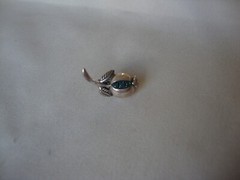 VINTAGE 1970-80s 3D POPPY SEED POD GREEN TOPAZ STERLING SILVER STAMPED 925 PIN