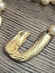 LES BERNARD FAUX PEARL GOLD TONE (WEAR NOTED) RAM HEAD CLASP NECKLACE 34IN LONG