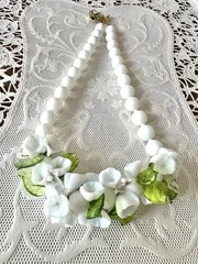 Vintage Venetian White Flower Bead Art Glass Necklace 16″ + 3″ Extender