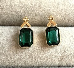 Vintage Dainty Rolled Yellow Gold Emerald Cut Green Pierced Post Earrings
