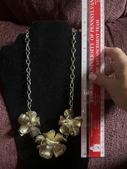 Signed “VCLM” Victorian Style Bold Y2K Gold Flower Necklace Bracelet Set 💕