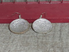 Vintage Red Off White Black Enamel Inlay Round Dangle Earrings Silvertone