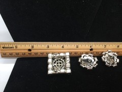 Weiss Clear Rhinestone 3 Layer Brooch And A Pair Of Rhinestones Clip Earrings