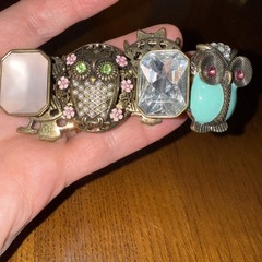 Vintage Rare Betsey Johnson Owl Stretch Bracelet