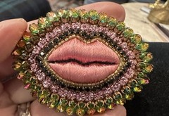 Celeste Mogador/ Bisou Vole/Stolen kiss brooch/French pin/Silk hand embroidered