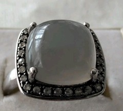 VINTAGE STERLING SILVER MOONSTONE? CHALCEDONY? HALO RING SIZE 9.75