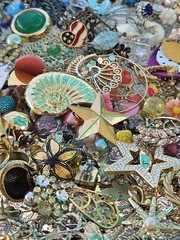Earring Lot SINGLES of over 500 PIECES