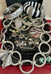Vintage Estate Costume Jewelry Lot ! MONET, AVON and more!