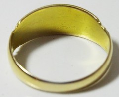 Antique Coral and Pearl 15 karat Gold Gypsy Ring