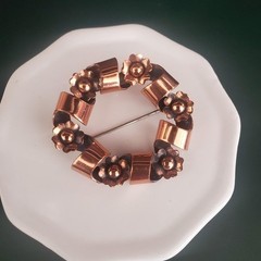 Renoir Copper Colored Twisted Ribbon & Flower Garland Brooch Pin Vintage Signed