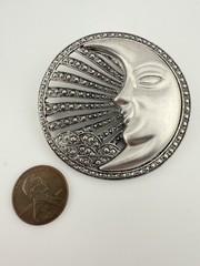TONA PEWTER HALF MOON FACE BROOCH PIN K804A