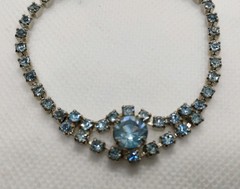 Pale Blue Rhinestone Silver Tone Bracelet 7 Inches Vintage Jewelry