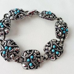 Vintage Avon Sierra Link Bracelet Faux Turquoise Beads Fold Over Clasp 1970’s